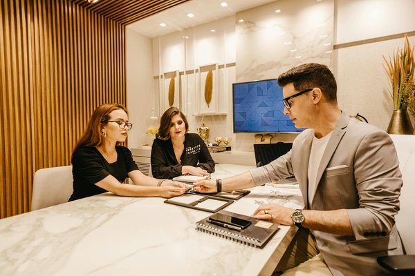 Guide Ultime : Trouver le Consultant en Stratégie d'Entreprise Idéal pour Votre Succès