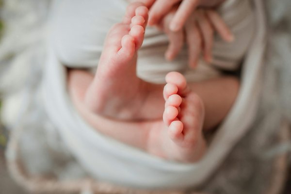 Des faire-part naissance aimants : originalité et praticité